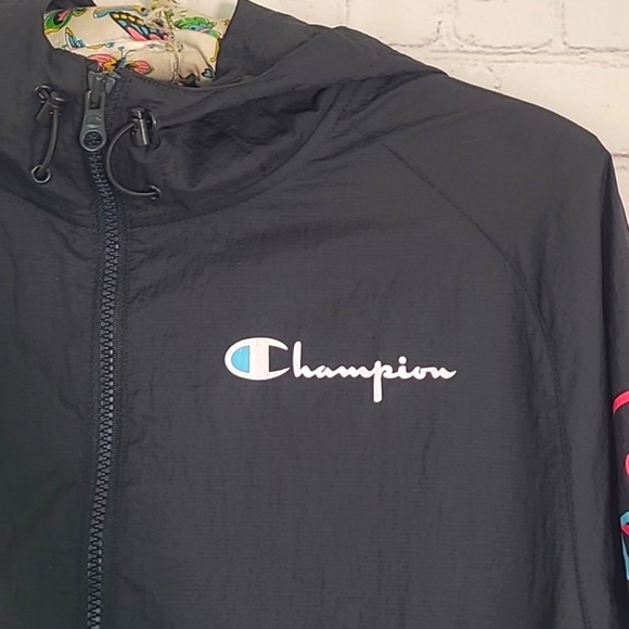 Vintage 90s Champion Spellout Logo Large Print Sleeve Windbreaker Hoodie  Size M - Picture 8 of 16